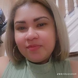 Meet your Posher, Cindy